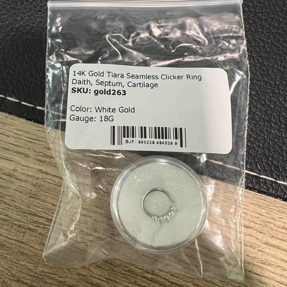 14k white gold septum/daith clicker